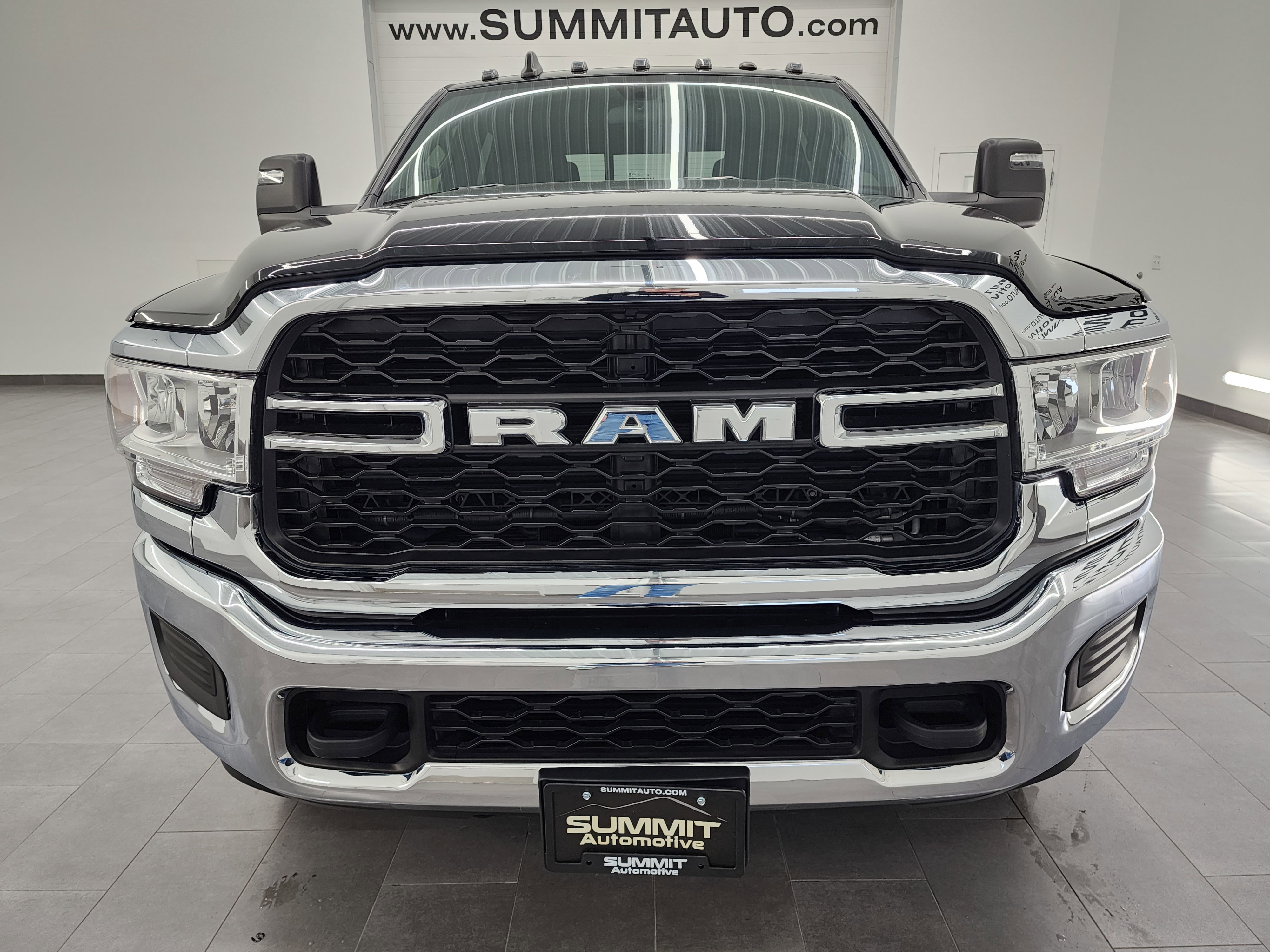 Used 2023 RAM 2500 Tradesman image 20