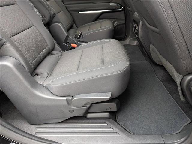 Certified 2025 Chevrolet Traverse LT w/ Driver Confidence Package image 20