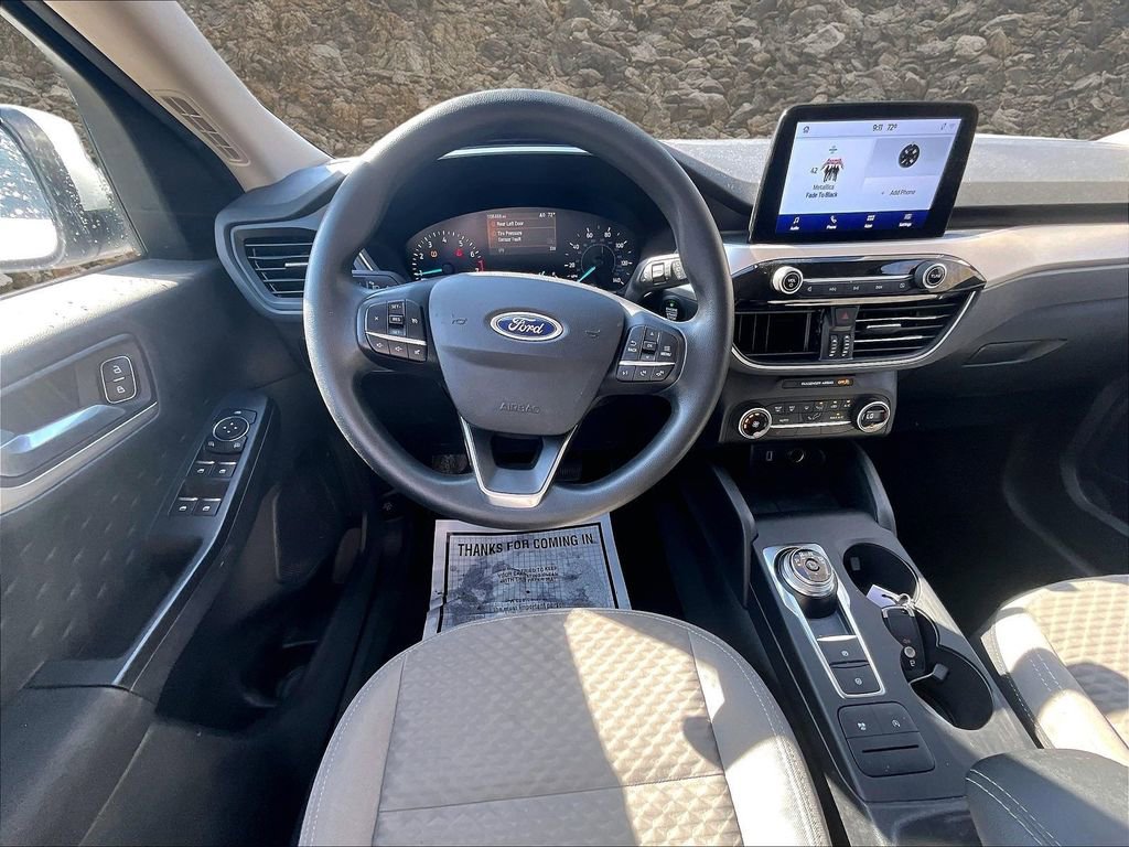Used 2020 Ford Escape SE image 5