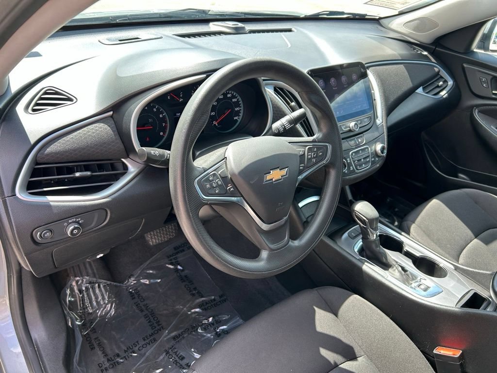 Used 2024 Chevrolet Malibu LT FWD image 22