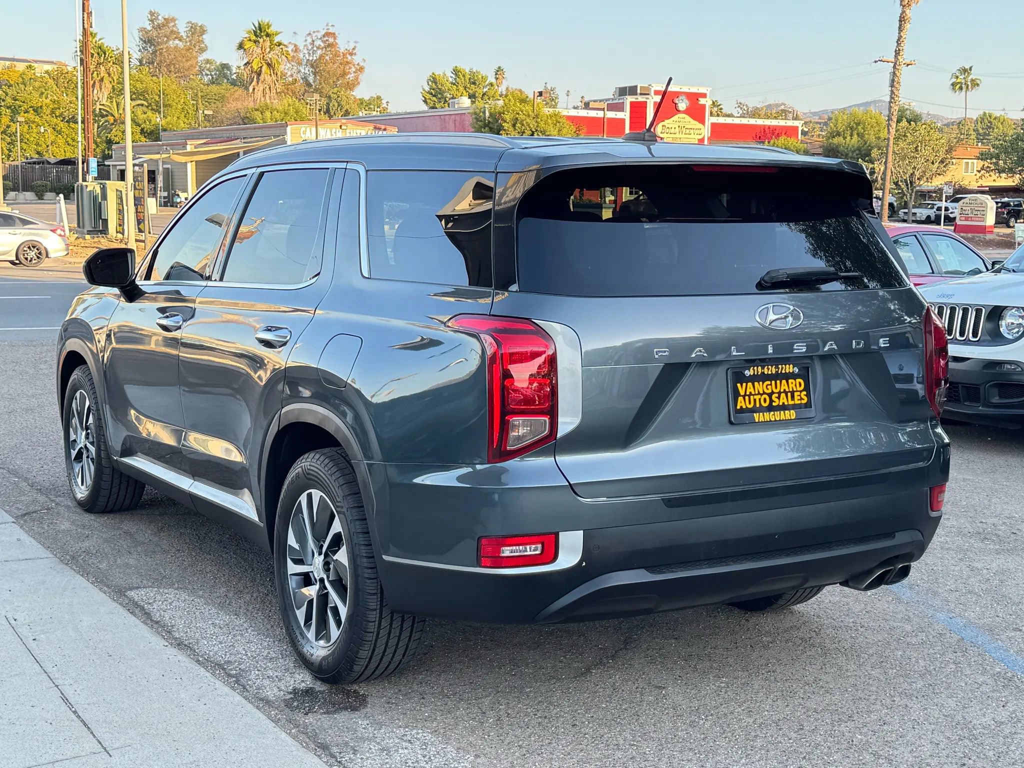 Used 2021 Hyundai Palisade SEL w/ Cargo Package image 39