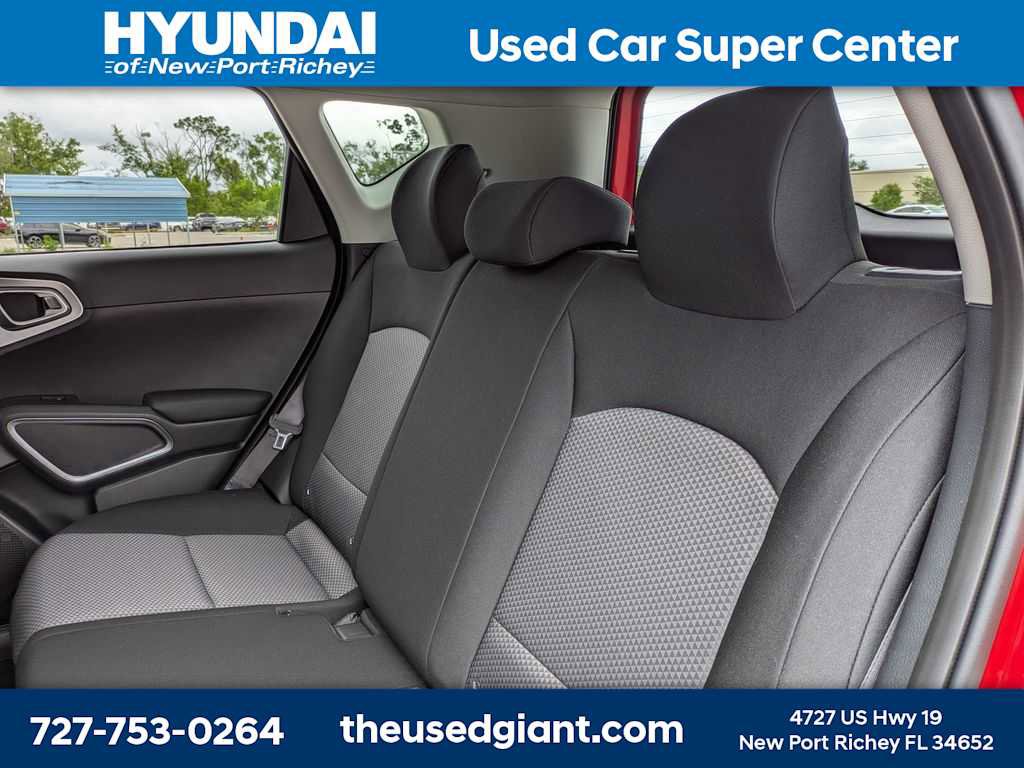 Used 2023 Kia Soul S image 14