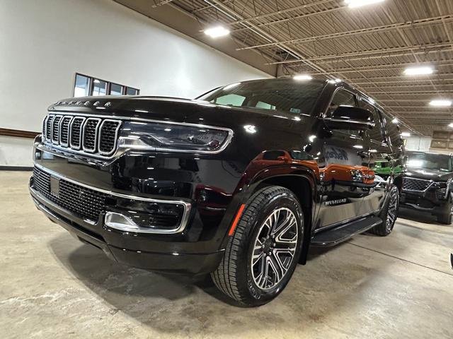Used 2024 Jeep Wagoneer L 4WD w/ Premium Group I image 7