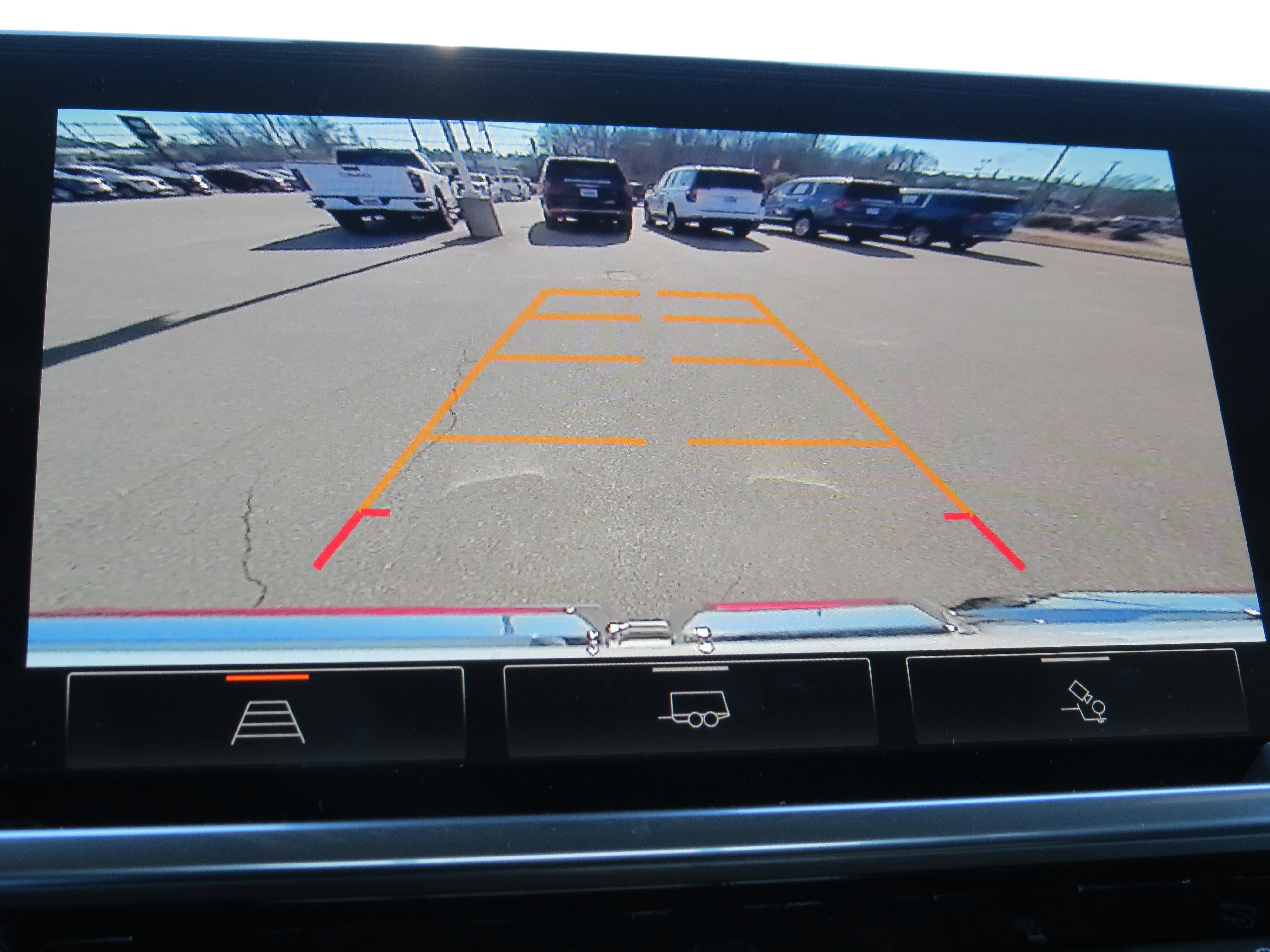 New 2026 GMC Sierra 1500 SLE image 24