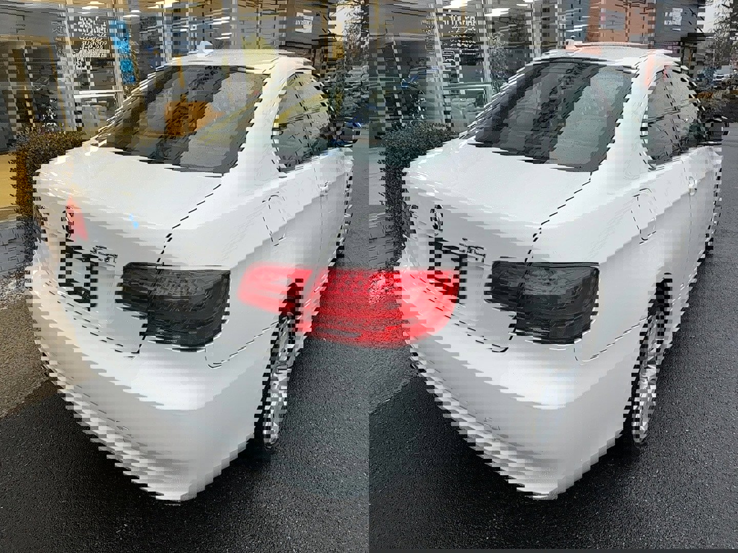 Used 2013 BMW 328i xDrive w/SULEV image 3