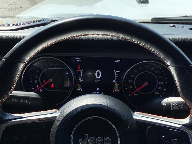Used 2022 Jeep Gladiator Mojave w/ Trailer Tow Package AWD/4WD image 9