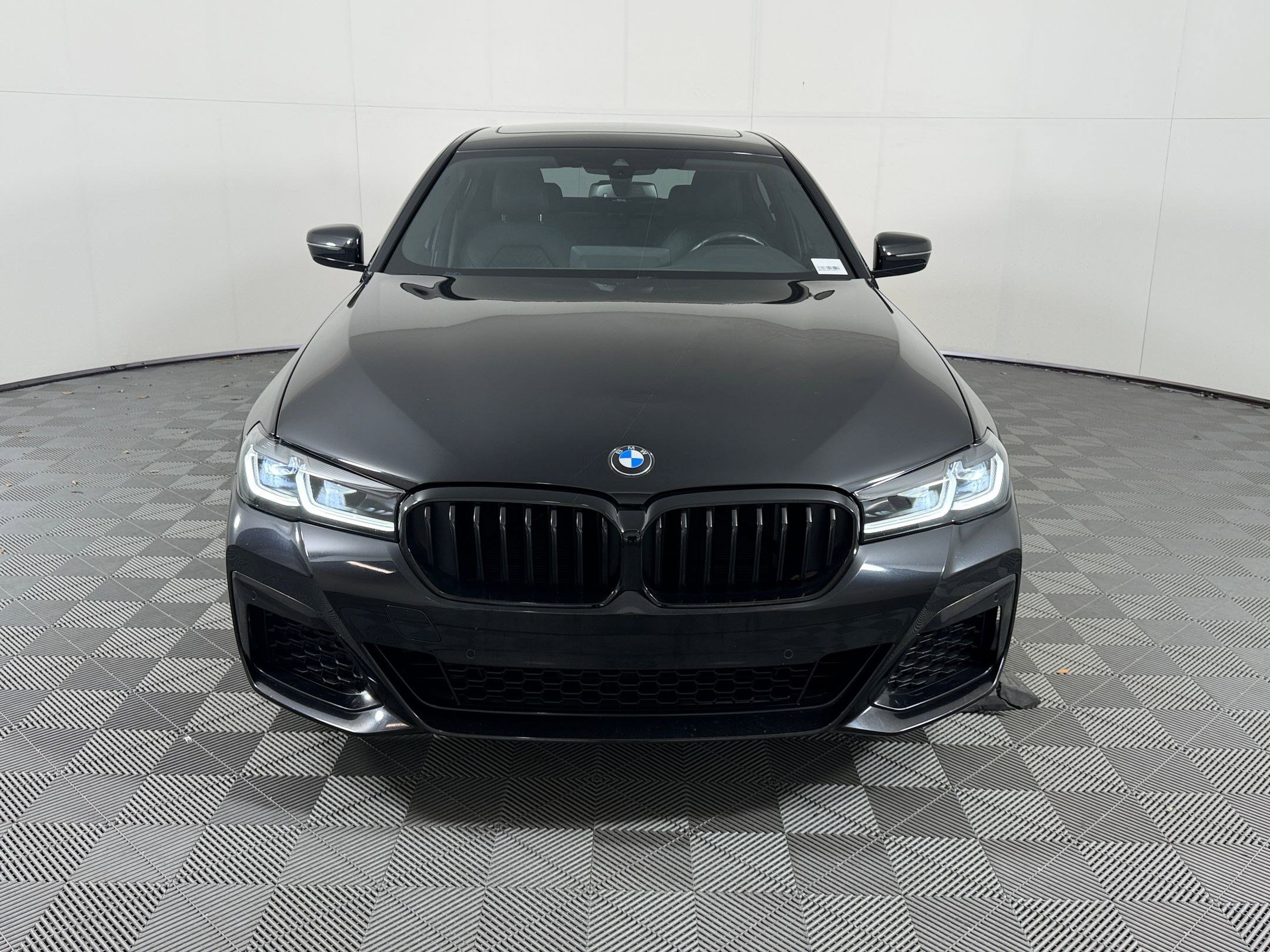 Certified 2023 BMW 530i w/ M Sport Package RWD image 6