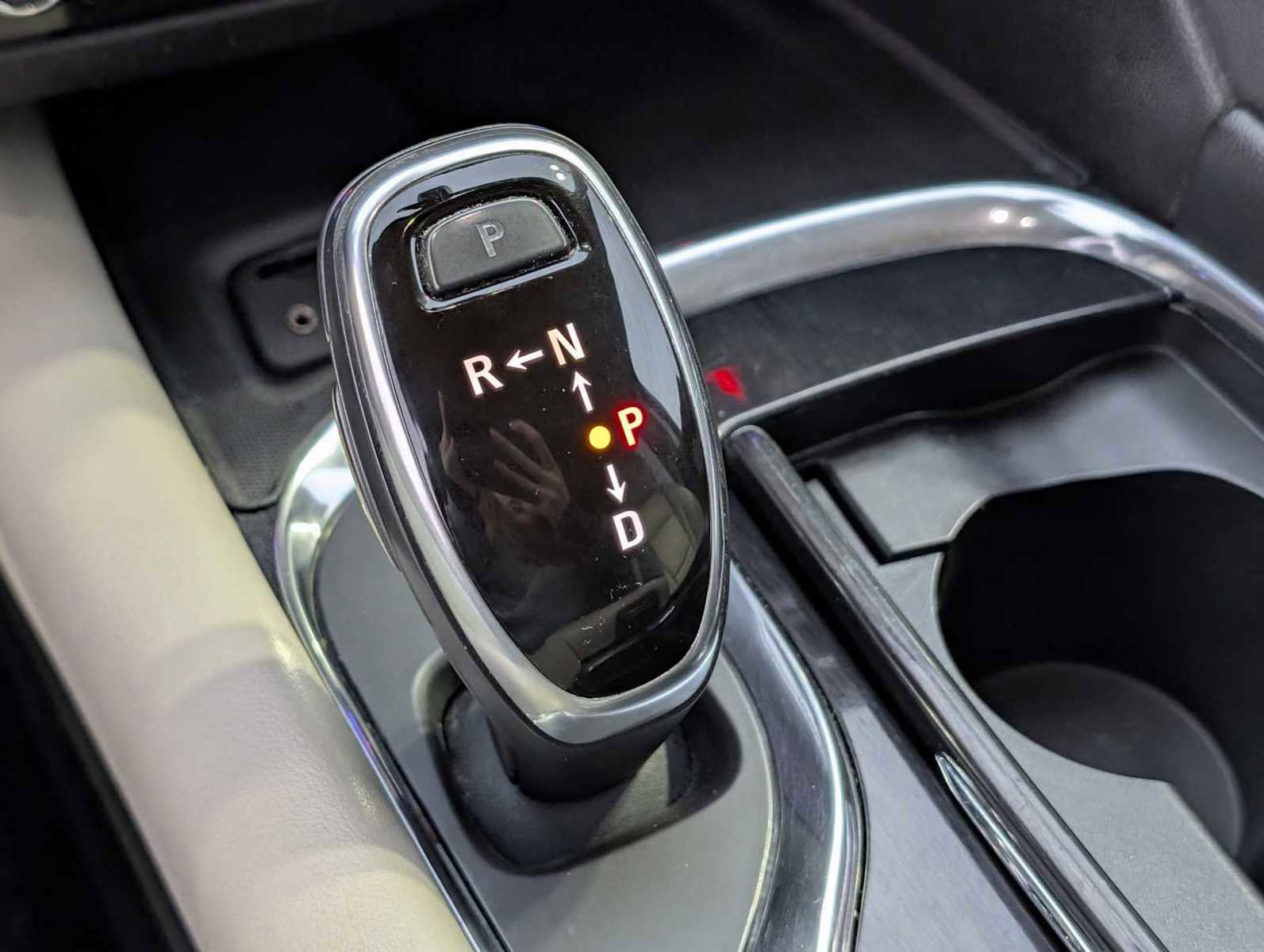 Used 2021 Buick Enclave Essence w/ LPO, Floor Liner Package image 21