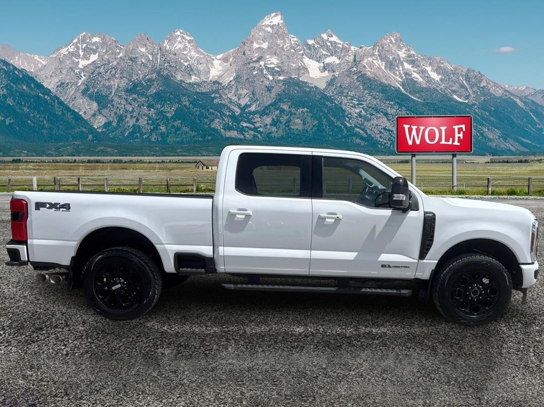Used 2026 Ford F350 Lariat w/ Black Appearance Package AWD/4WD image 4