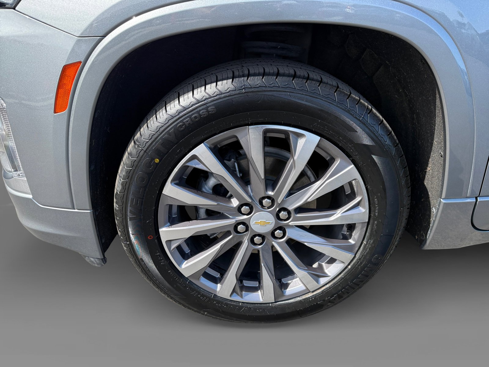Used 2023 Chevrolet Traverse Premier AWD/4WD image 9