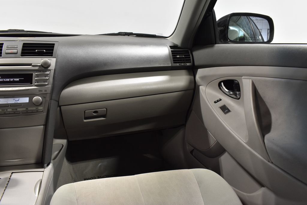 Used 2010 Toyota Camry Hybrid image 14