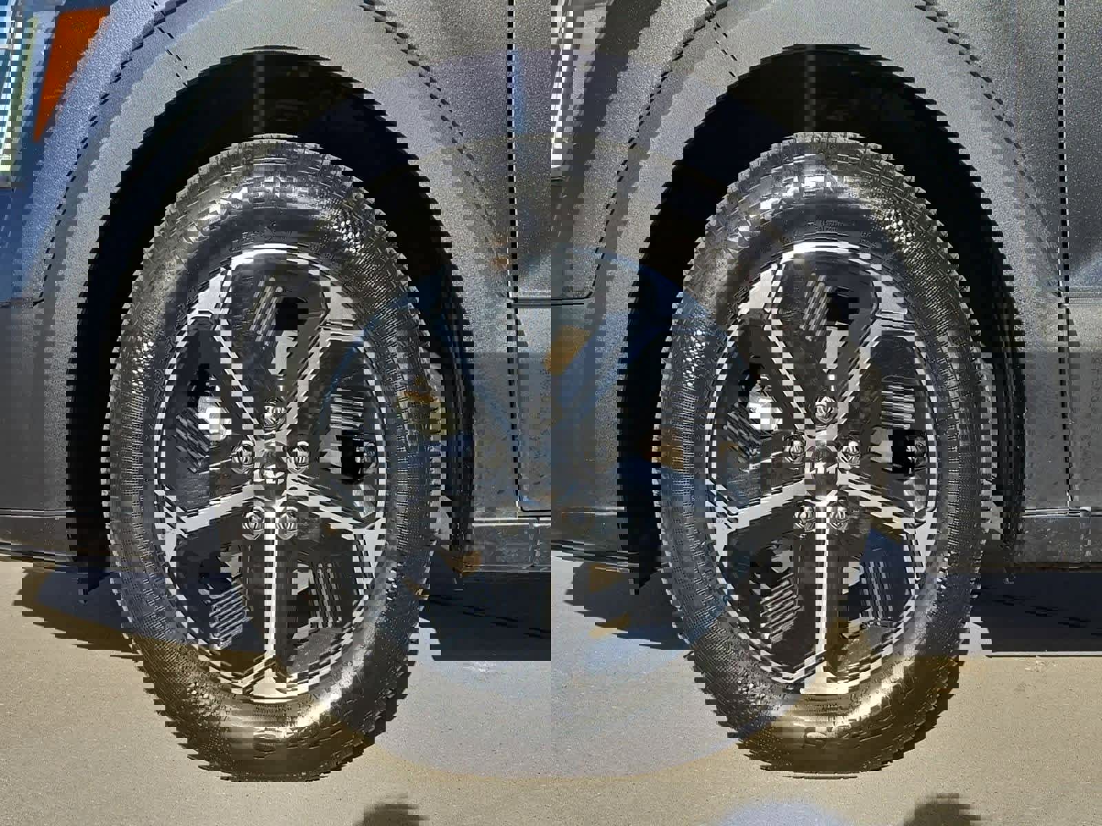 Certified 2023 Kia Niro EX image 12