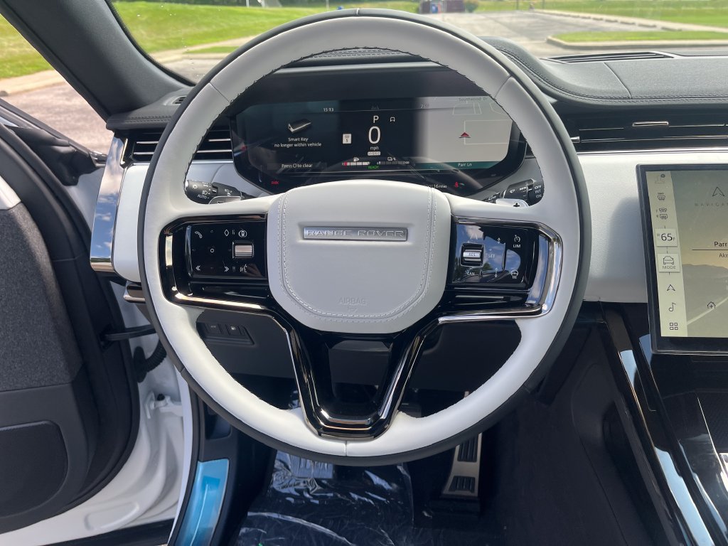 New 2026 Land Rover Range Rover Sport Dynamic SE AWD/4WD image 15