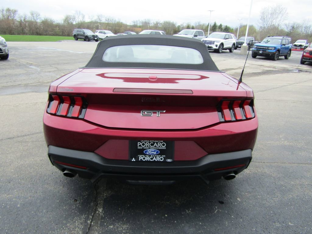 Used 2025 Ford Mustang GT Premium w/ GT Performance Package RWD image 12