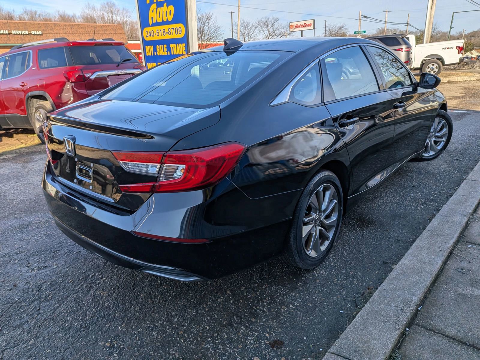 Used 2018 Honda Accord LX image 6