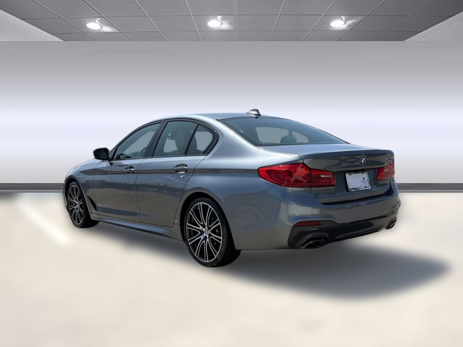 Used 2020 BMW 540i w/ M Sport Package RWD image 3