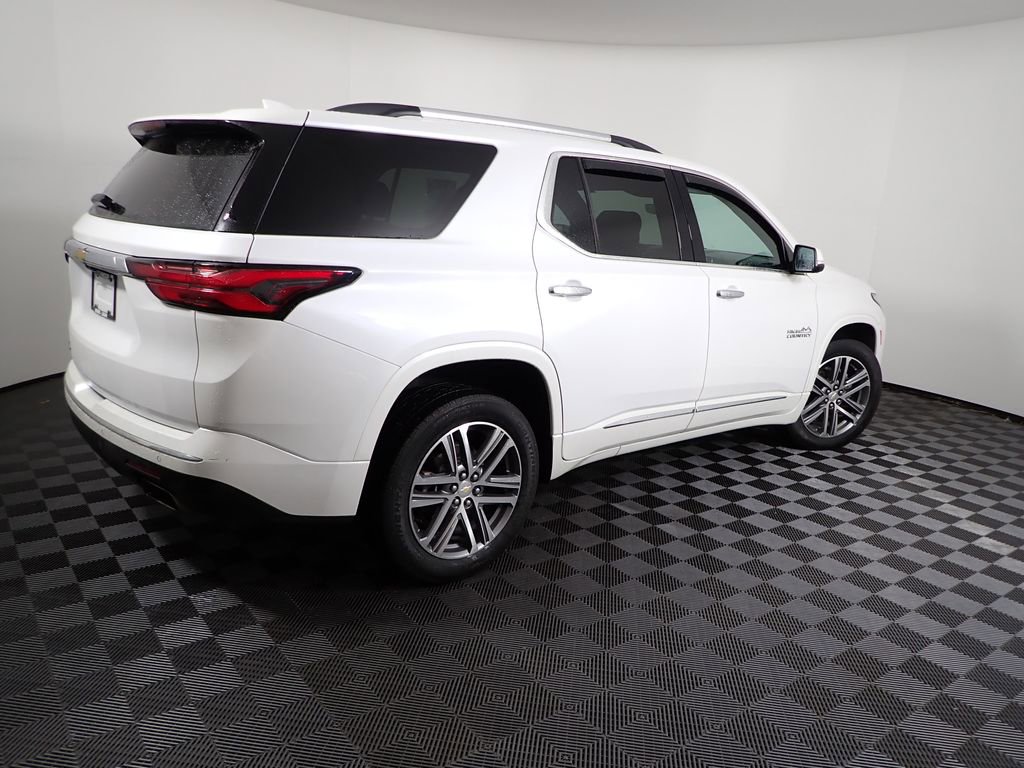 Used 2023 Chevrolet Traverse High Country image 22