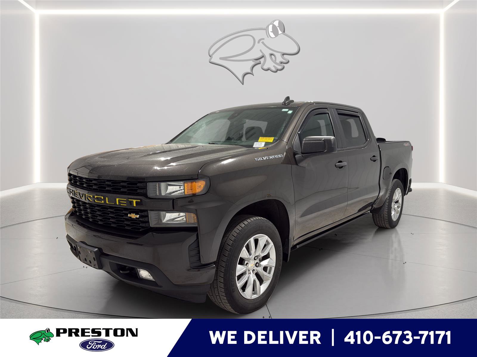 Used 2021 Chevrolet Silverado 1500 Custom w/ Safety Confidence Package AWD/4WD image 1