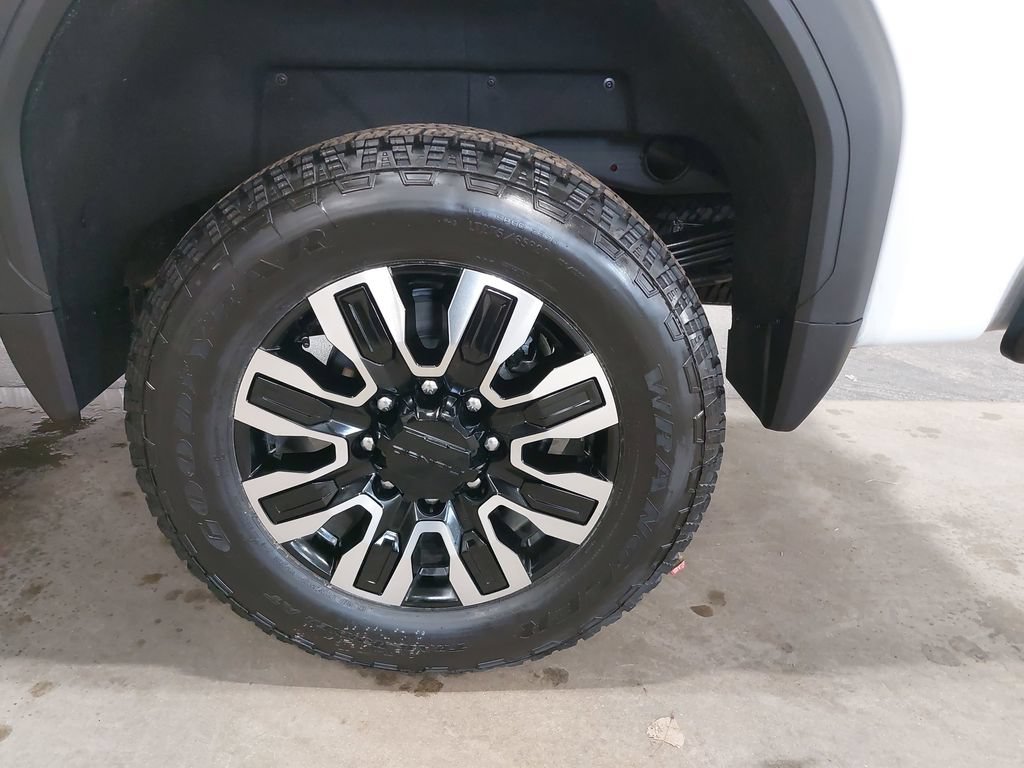 New 2026 GMC Sierra 2500 Denali Ultimate AWD/4WD image 34
