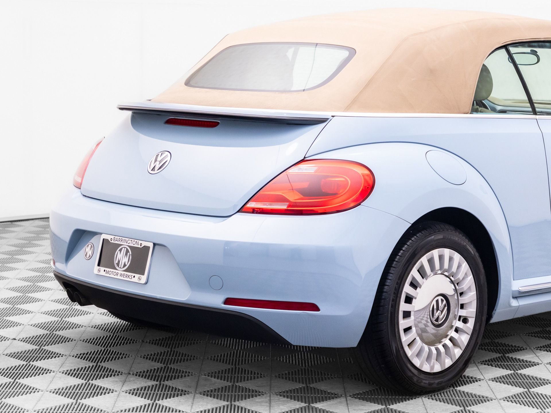 Used 2013 Volkswagen Beetle 2.5 FWD image 21