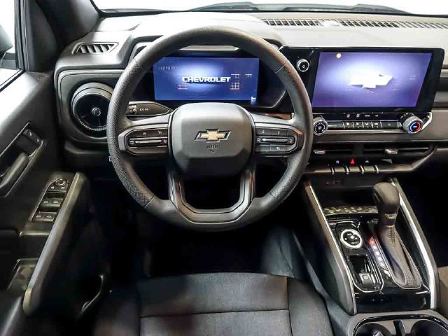 New 2026 Chevrolet Colorado W/T w/ WT Custom Package AWD/4WD image 18