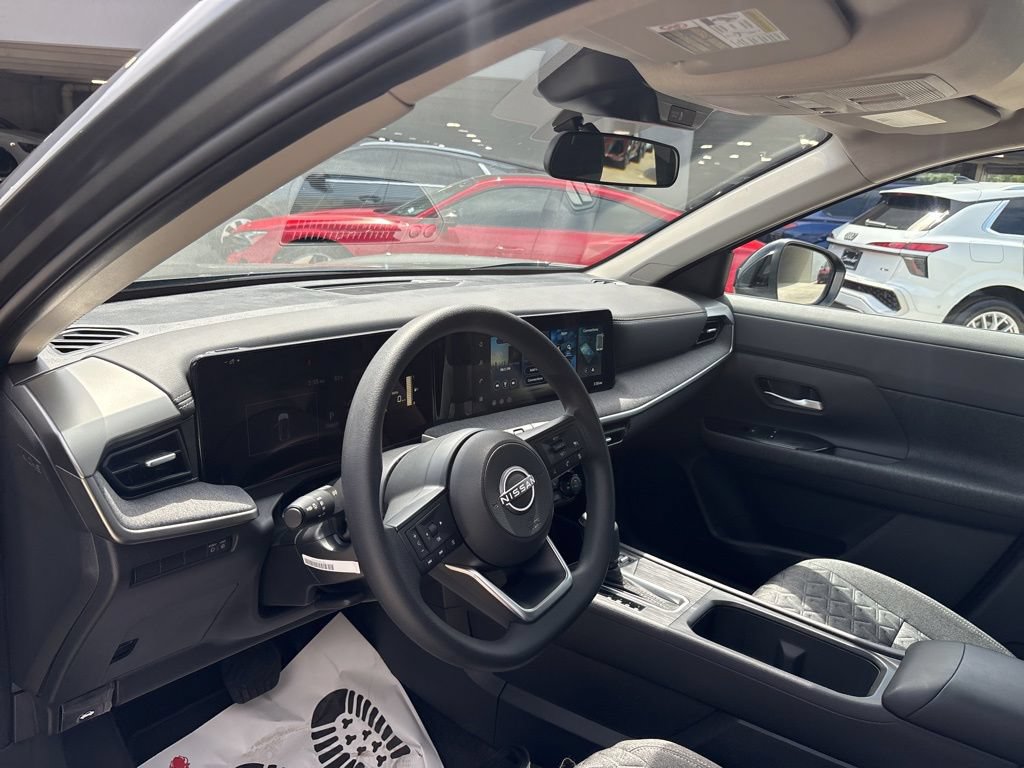 Used 2026 Nissan Kicks SV w/ SV Premium Package AWD/4WD image 12