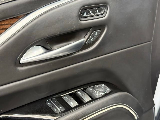 Used 2021 Cadillac Escalade Sport Platinum AWD/4WD image 18