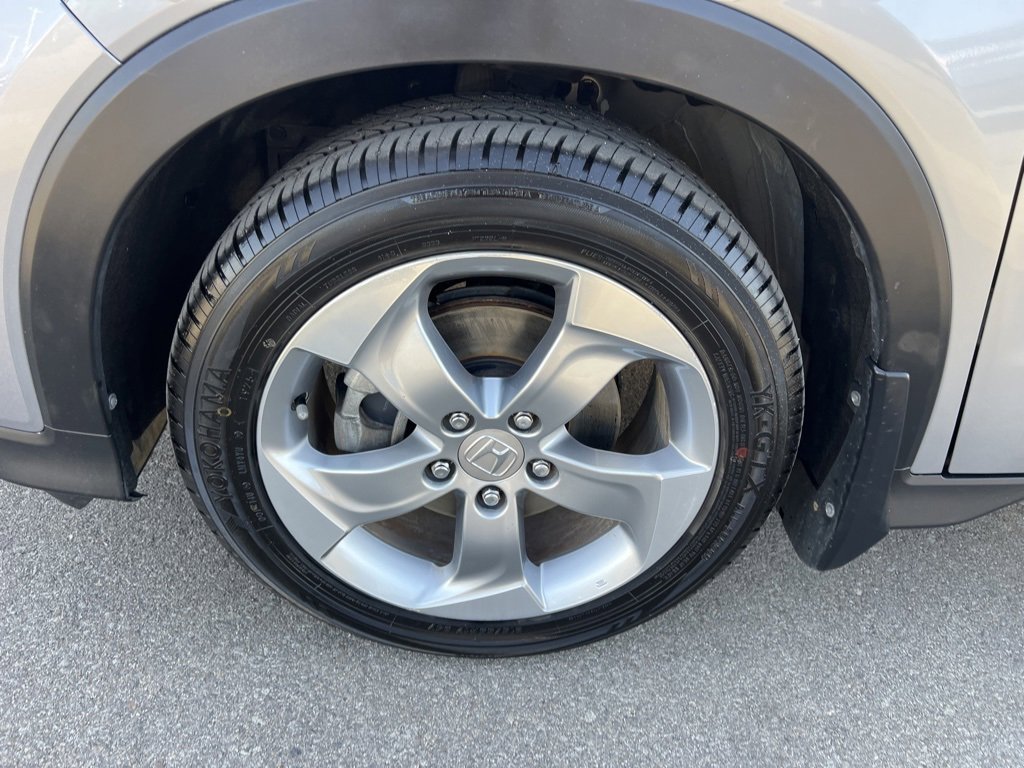 Used 2017 Honda HR-V LX image 13