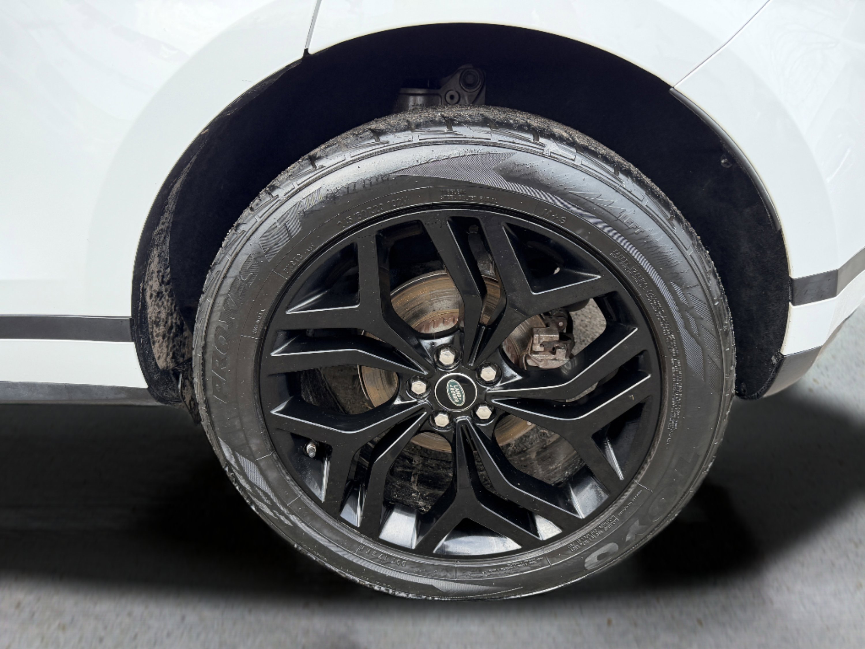 Used 2020 Land Rover Range Rover Evoque S image 19