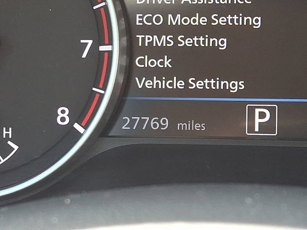 Used 2022 Nissan Sentra SV w/ SV Premium Package FWD image 22