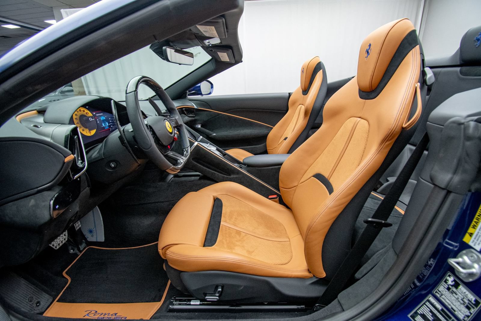 Used 2025 Ferrari Roma Spider RWD image 20
