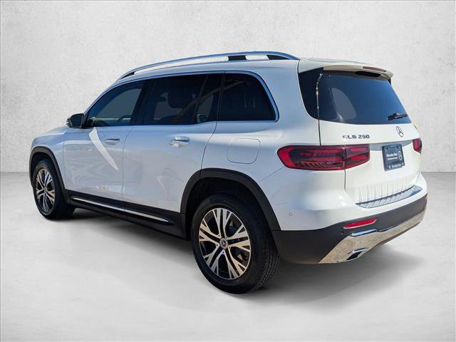 Certified 2025 Mercedes-Benz GLB 250 image 8