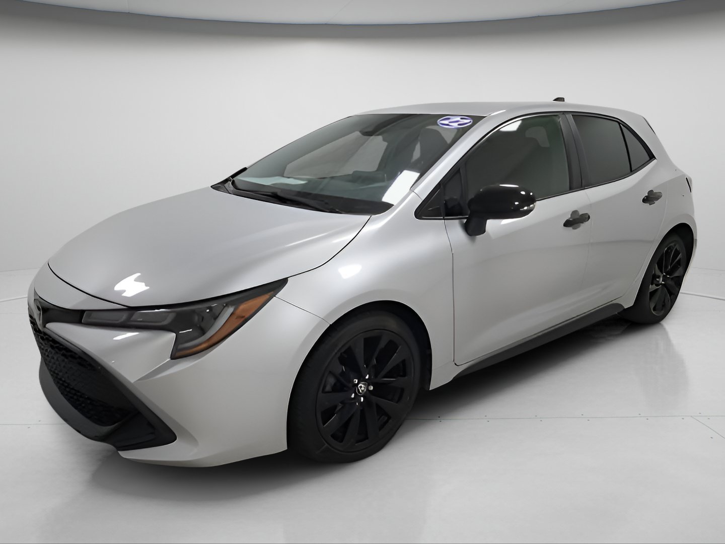 Used 2022 Toyota Corolla SE FWD image 3