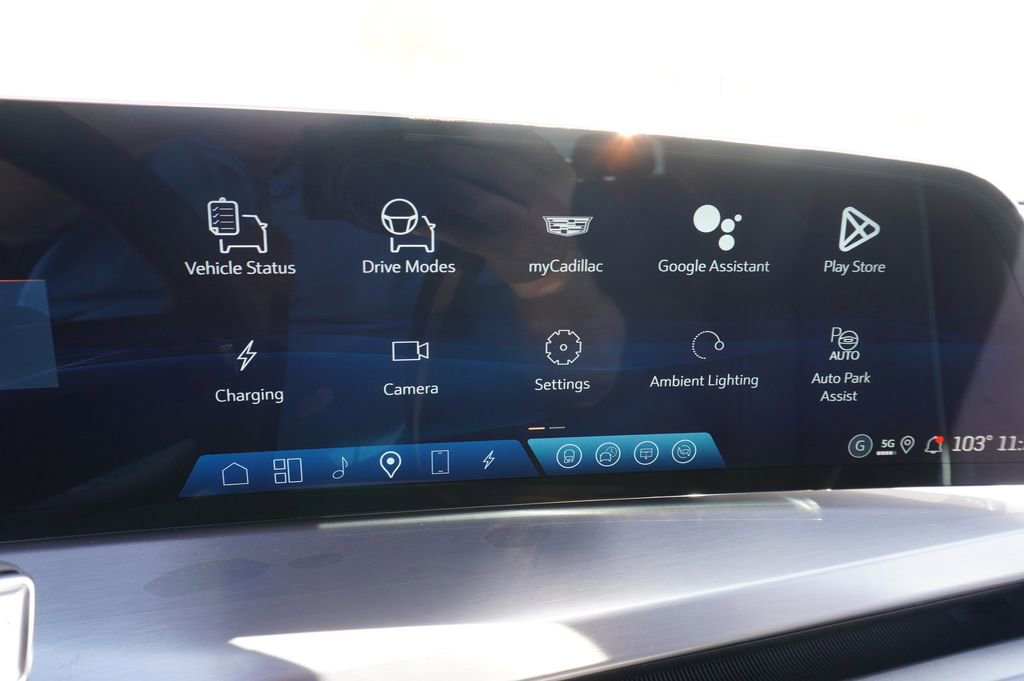 New 2026 Cadillac Vistiq Luxury AWD/4WD image 20