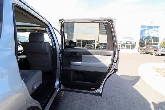 Used 2018 Toyota Sequoia SR5 image 44
