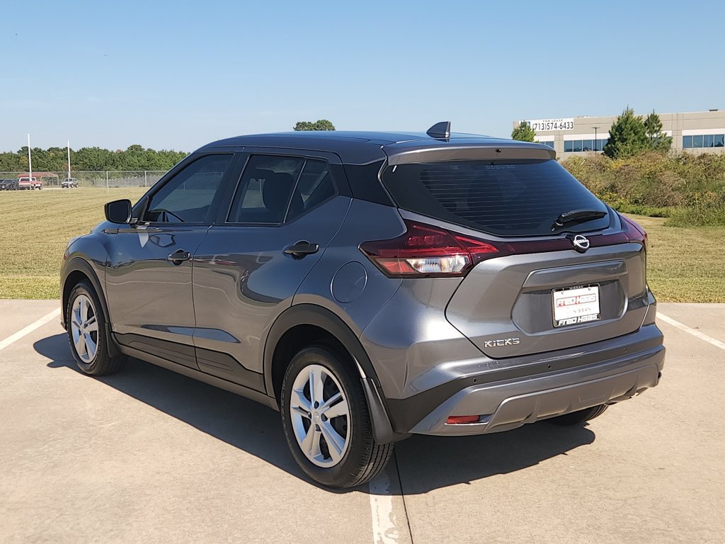 Used 2025 Nissan Kicks Play S FWD image 7
