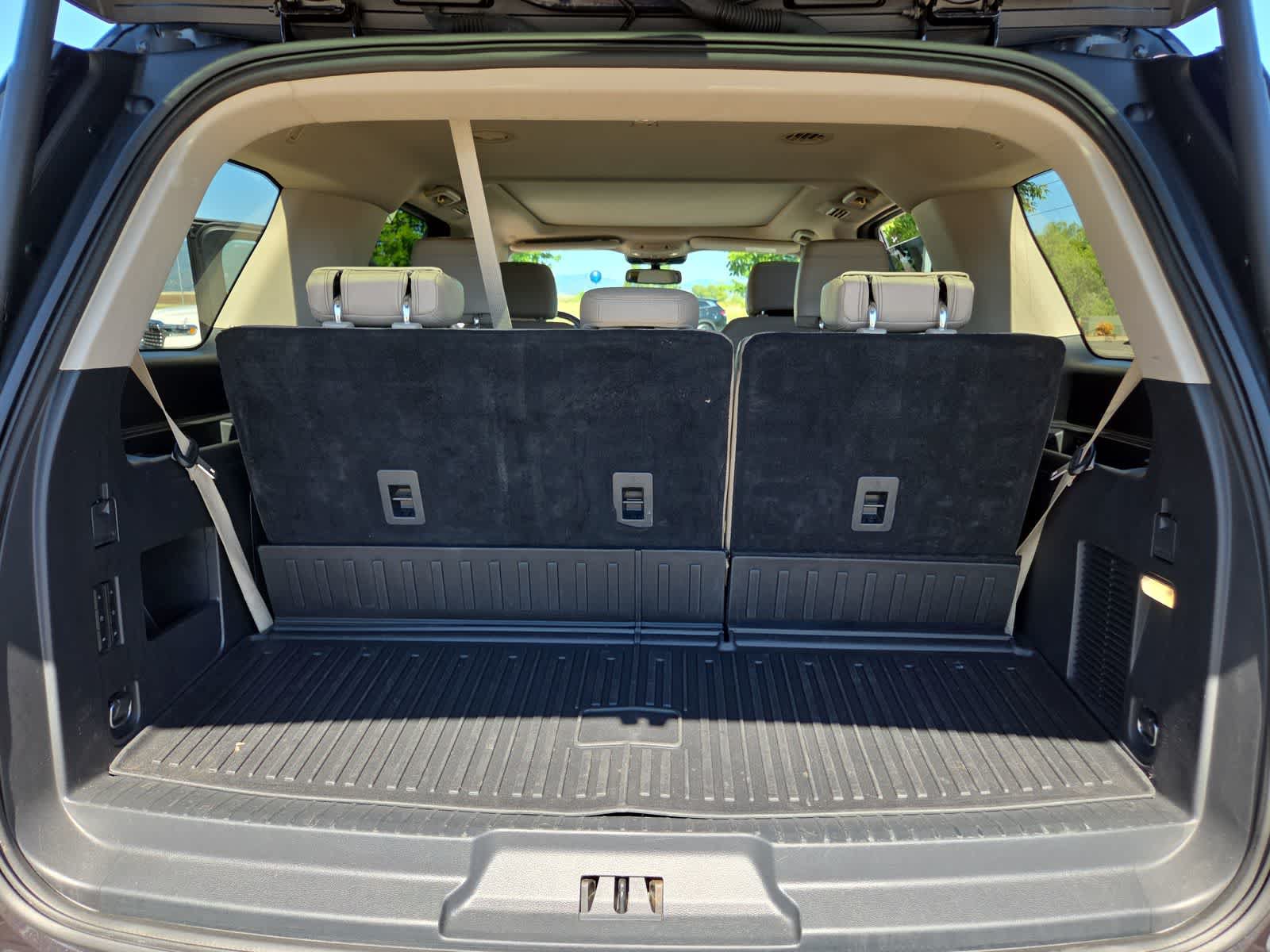 Used 2024 Ford Expedition Limited AWD/4WD image 27
