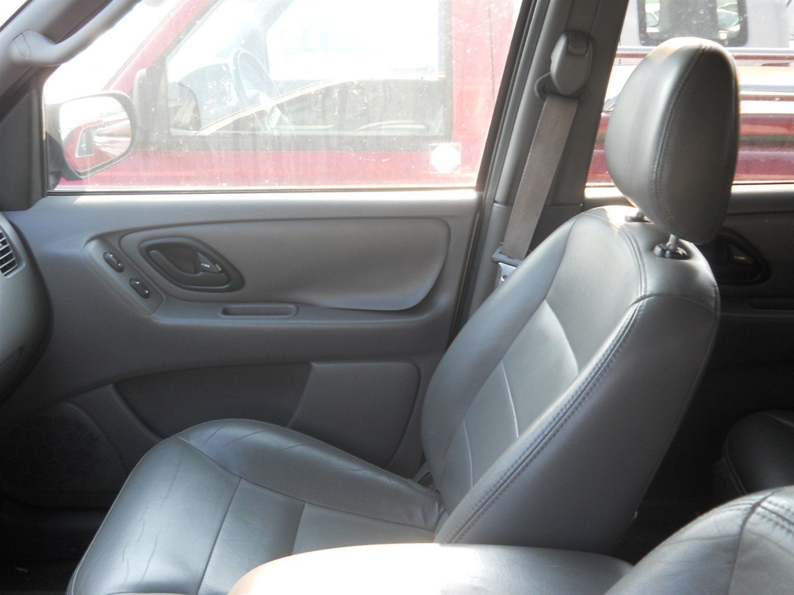 Used 2002 Ford Escape XLT AWD/4WD image 7