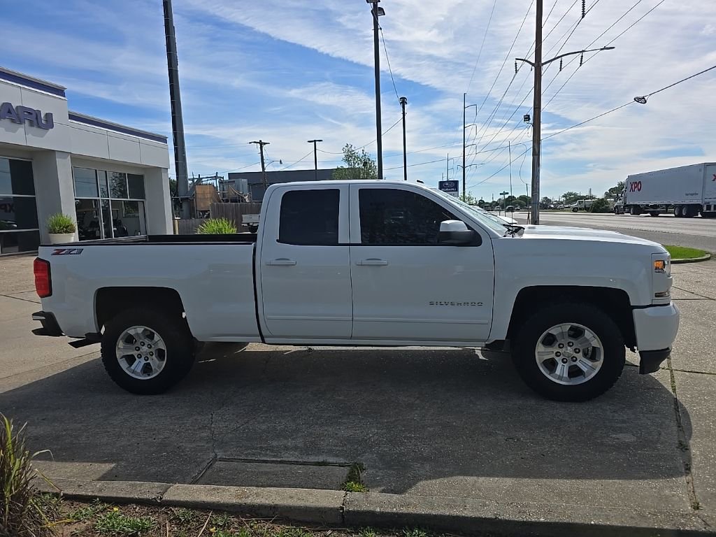 Used 2019 Chevrolet Silverado 1500 LT w/ All Star Edition image 3