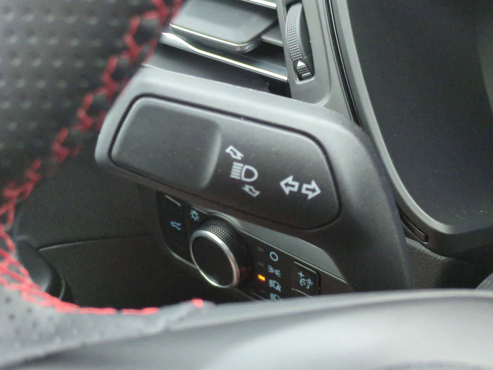 Used 2024 Ford Escape ST-Line w/ Tech Pack #1 AWD/4WD image 28