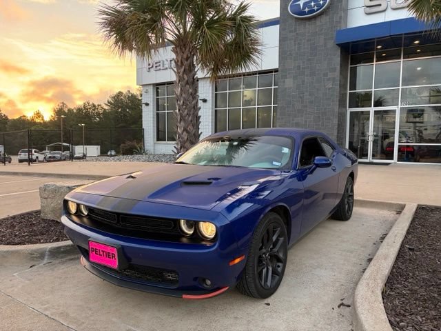 Used 2021 Dodge Challenger SXT w/ Blacktop Package RWD image 3