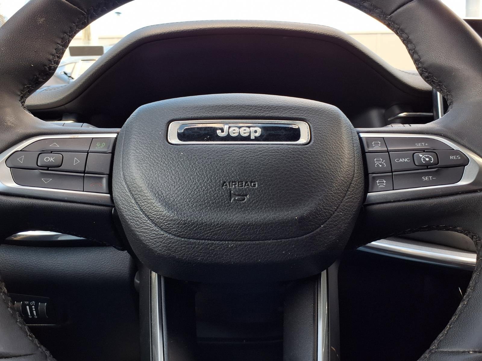 Used 2024 Jeep Compass Limited AWD/4WD image 14