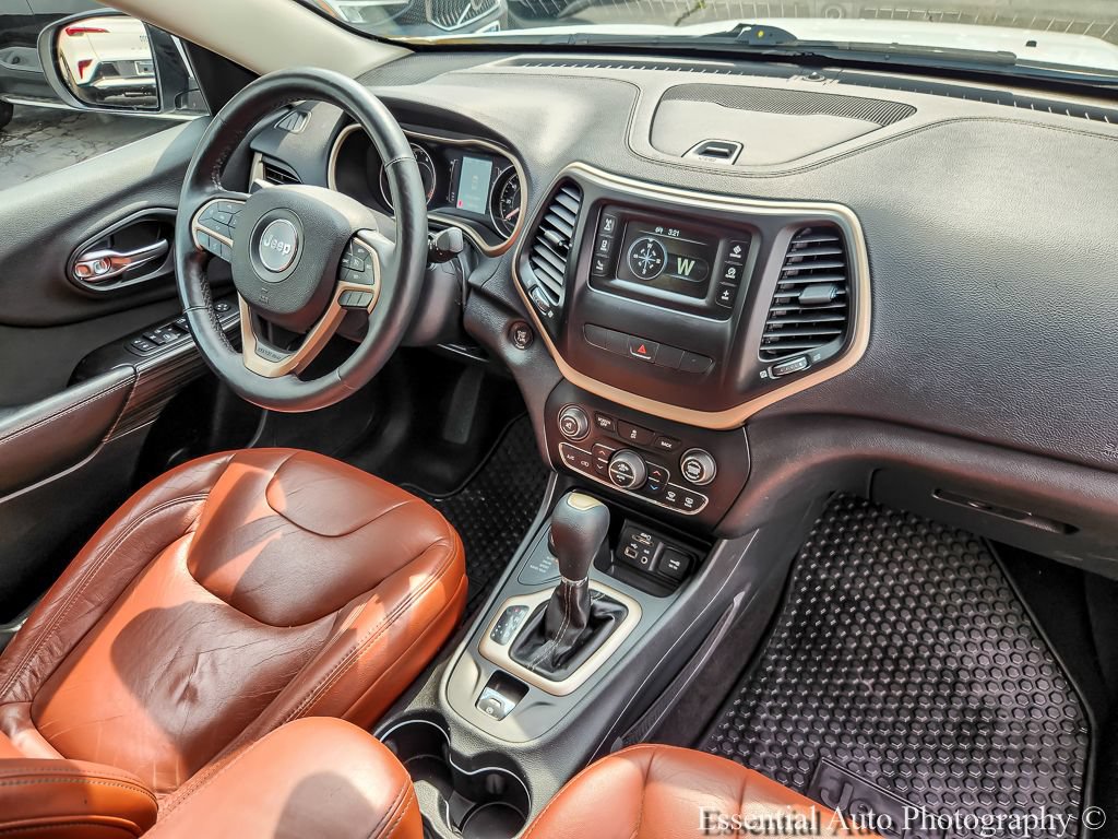 Used 2014 Jeep Cherokee Latitude w/ Comfort/Convenience Group AWD/4WD image 23