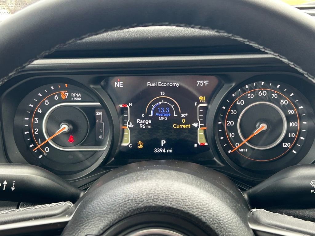 Used 2025 Jeep Gladiator Rubicon w/ Convenience Group image 39