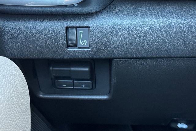 New 2026 GMC Canyon Denali w/ LPO, Denali Black Edition image 30