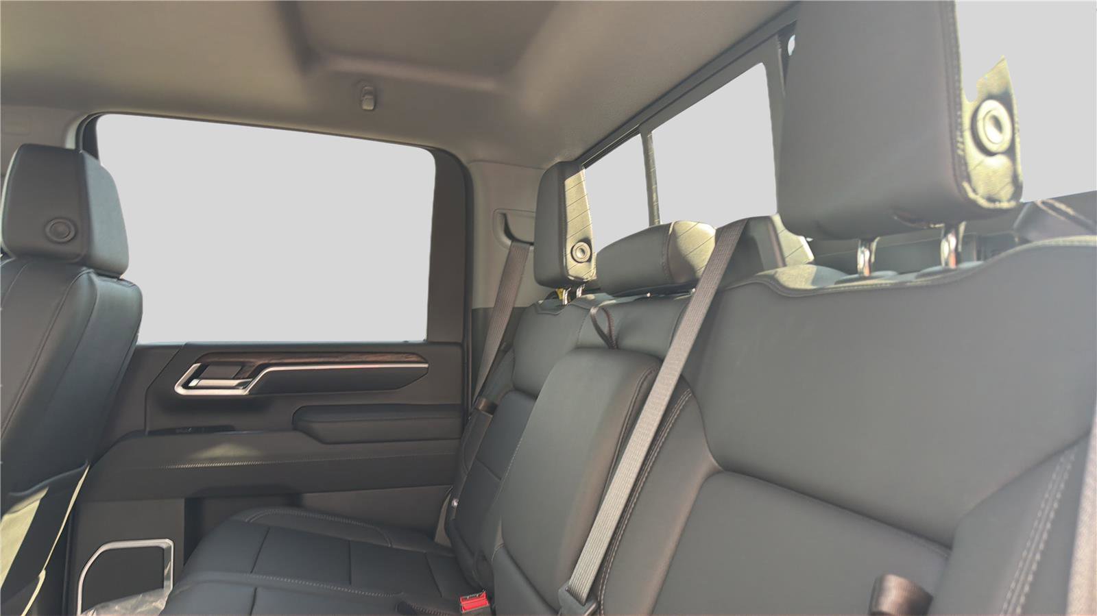 New 2026 GMC Sierra 2500 SLT w/ SLT Premium Package image 18