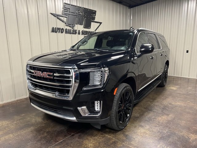 Used 2023 GMC Yukon XL SLT image 1