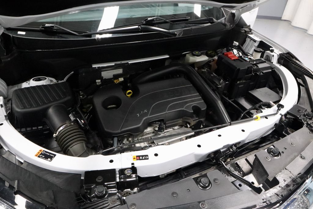 Used 2025 Chevrolet Equinox LT FWD image 15