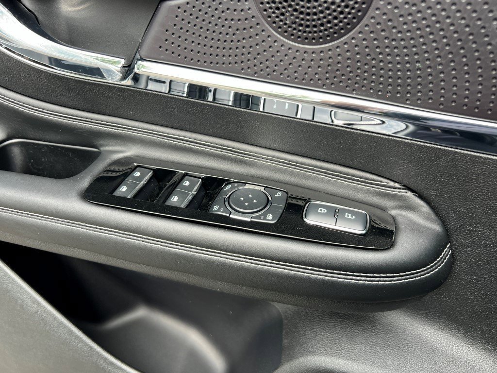 New 2026 Lincoln Corsair Premiere image 22