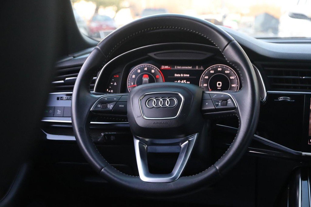 Used 2019 Audi Q8 Premium Plus w/ Premium Plus image 24